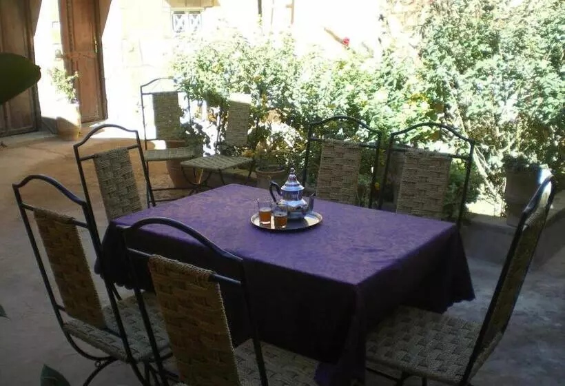 تختخواب و صبحانه Maison D  Hôtes Ait Hmid