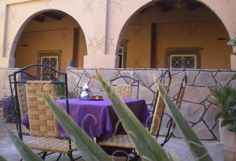 تختخواب و صبحانه Maison D  Hôtes Ait Hmid