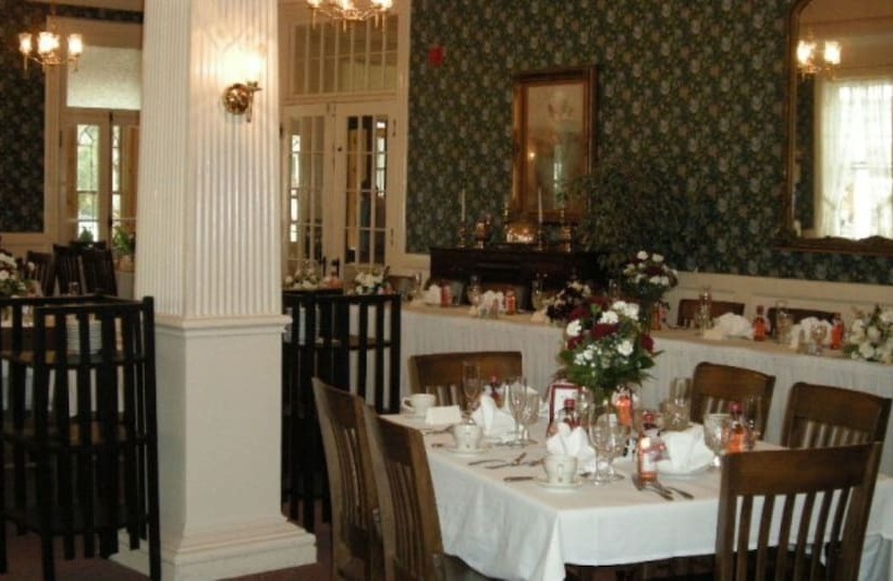 酒店 The Brandon Inn