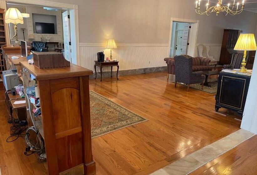 酒店 The Brandon Inn