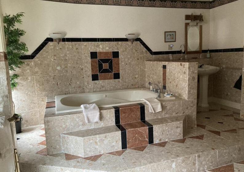 酒店 The Brandon Inn