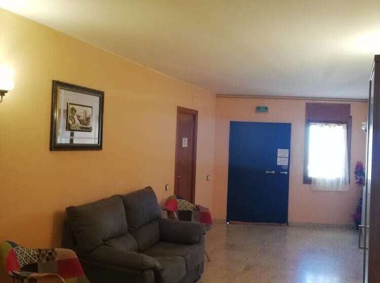 بنسيون Can Baral.la