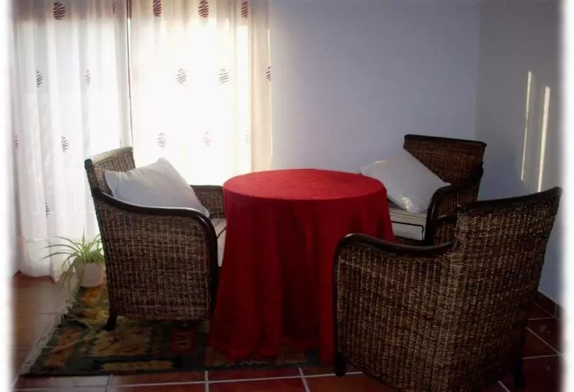 ペンション Centro Ornitológico El Primillar