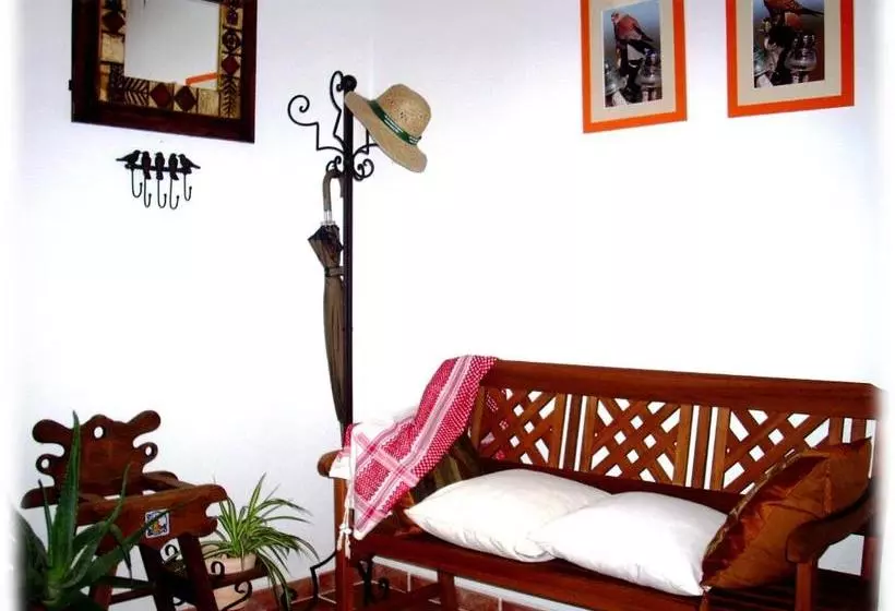 ペンション Centro Ornitológico El Primillar