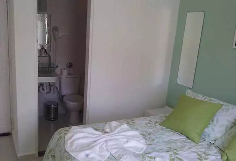 ペンション Pousada Irashai