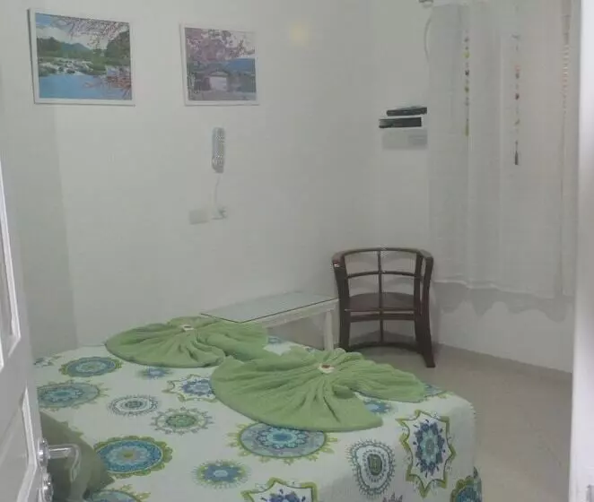 ペンション Pousada Irashai