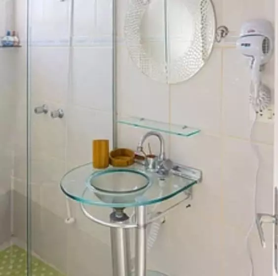 ペンション Pousada Irashai