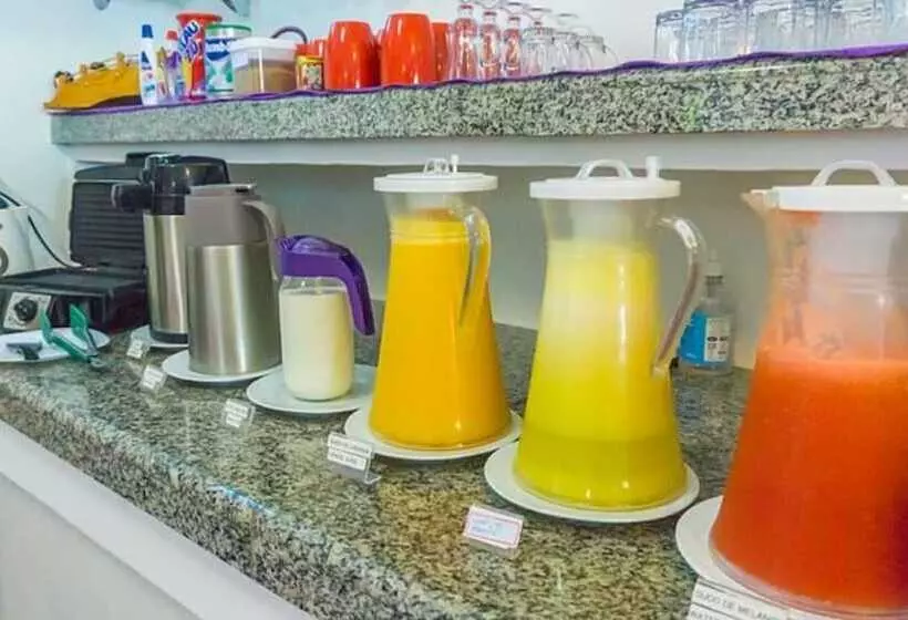 ペンション Pousada Irashai