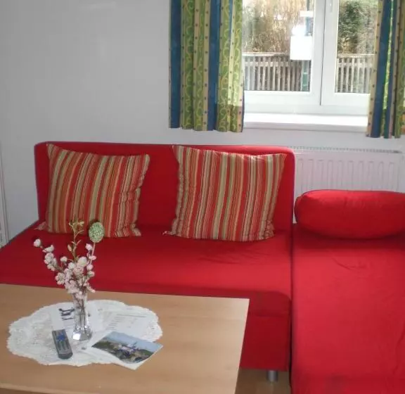 پانسیون Privatzimmer Familie Wagner