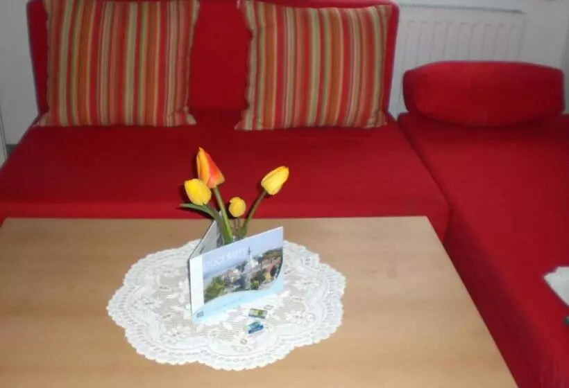 پانسیون Privatzimmer Familie Wagner