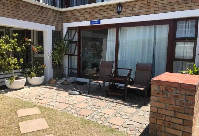 پانسیون Simonsview