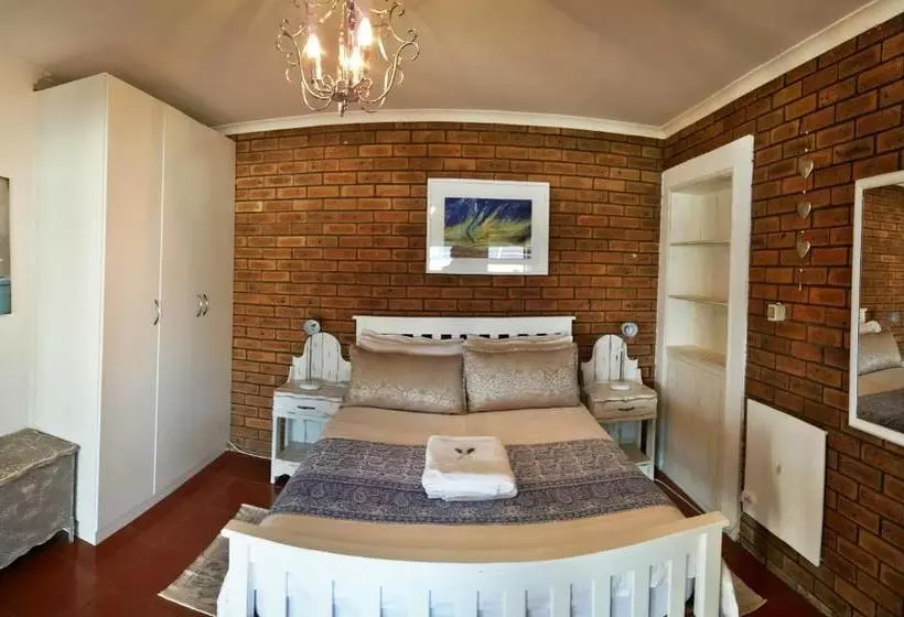 پانسیون Simonsview