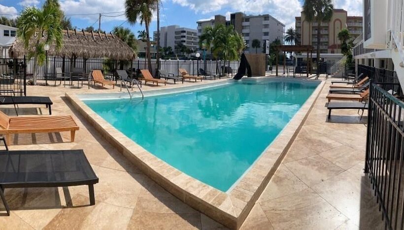 旅馆 Holiday Isles Resort