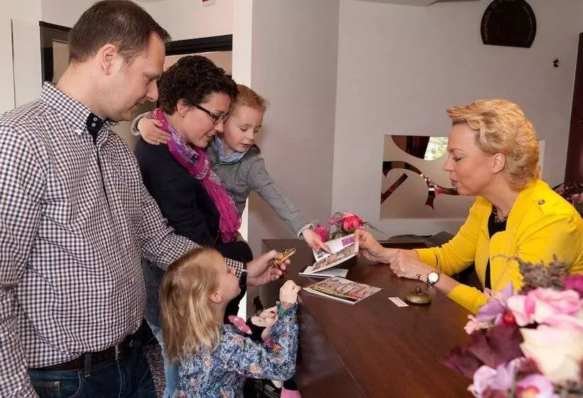 Retkeilymaja Villavelo Twente