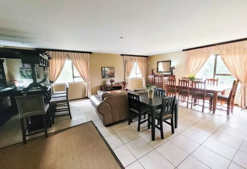 Aamiaismajoitus (B&B) Blue Hills Lodge