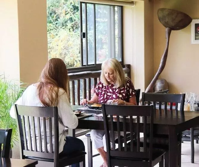 Aamiaismajoitus (B&B) Blue Hills Lodge