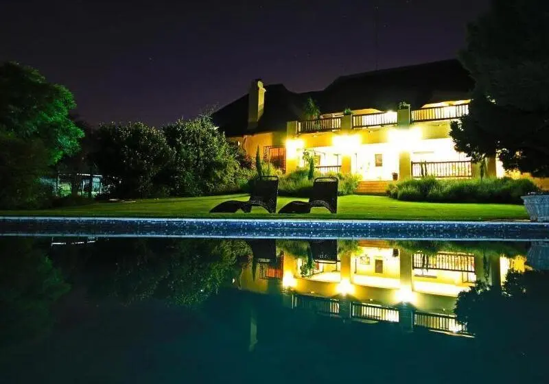 Bed & Breakfast Blue Hills Lodge
