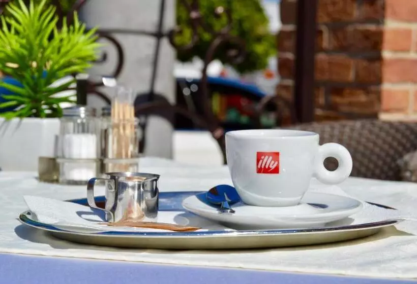 Corvin Pension And Restaurant