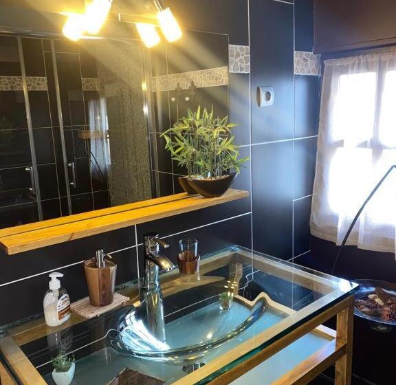 פנסיון Au Bois Normand