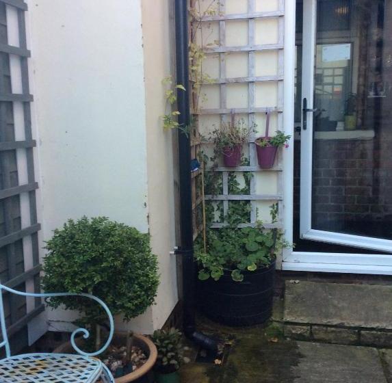 پانسیون Dunsandles Guesthouse