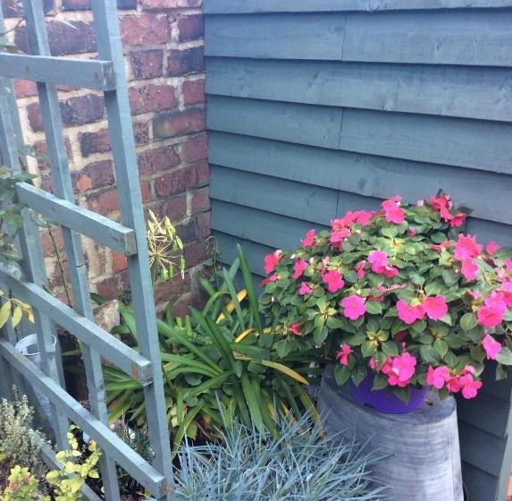 پانسیون Dunsandles Guesthouse