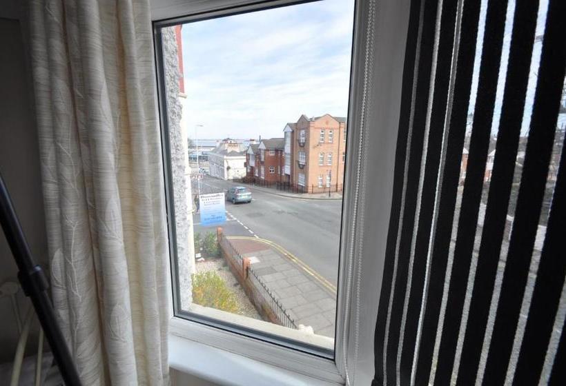 پانسیون Dunsandles Guesthouse