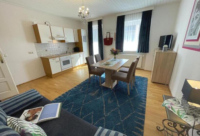 بنسيون Gästehaus Gertrude