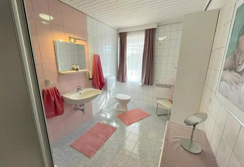 Majatalo Gästehaus Gertrude