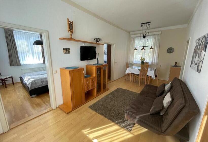 بنسيون Gästehaus Gertrude