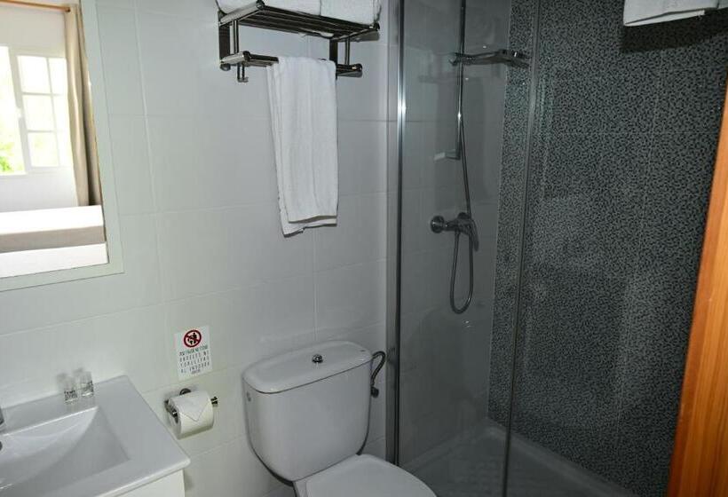 پانسیون Hostal Los Rosales