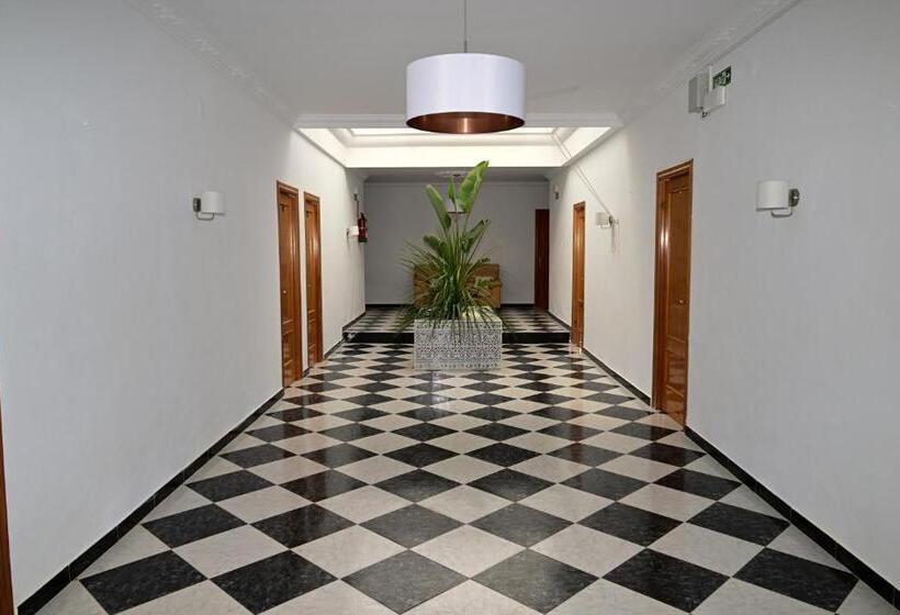 پانسیون Hostal Los Rosales