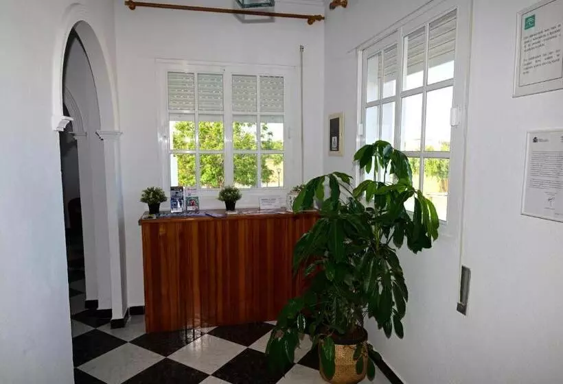 پانسیون Hostal Los Rosales