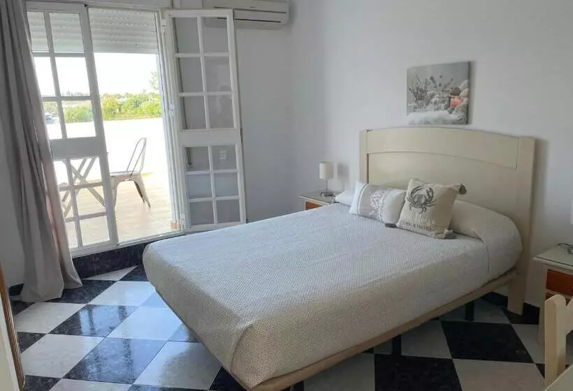 پانسیون Hostal Los Rosales