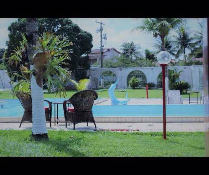 ペンション Pousada La Maison