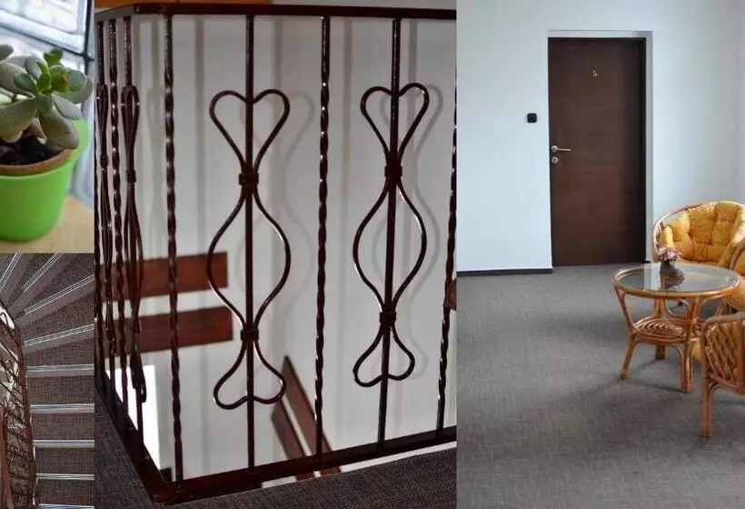 ペンション Penzión Chata Valaška