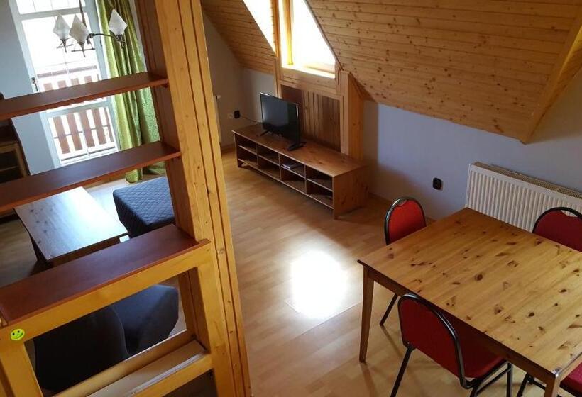 פנסיון Penzión Chata Valaška