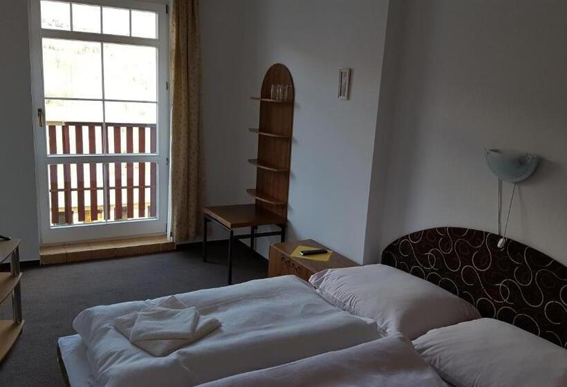 פנסיון Penzión Chata Valaška