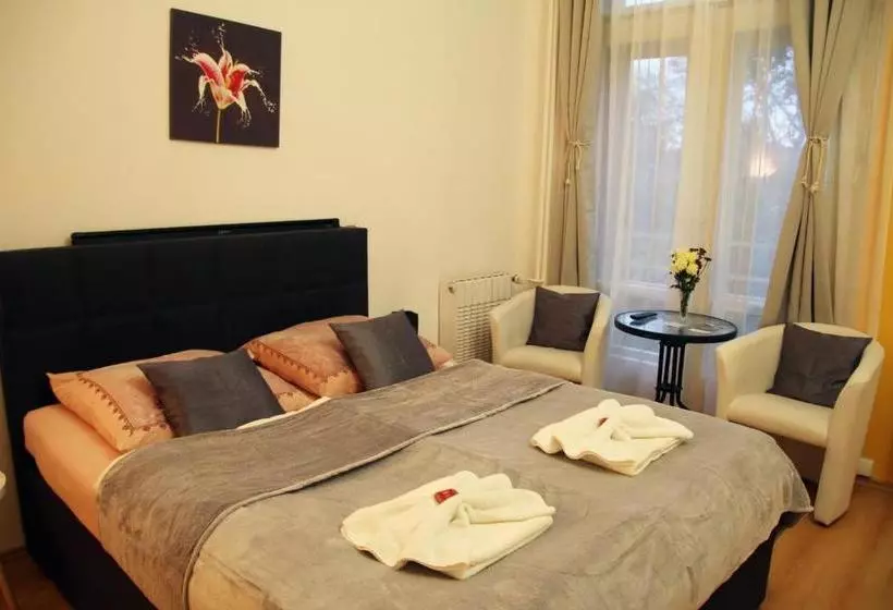 ペンション Penzion Alfa Poděbrady