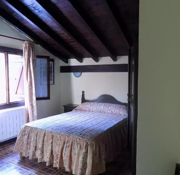 پانسیون Posada La Ceña
