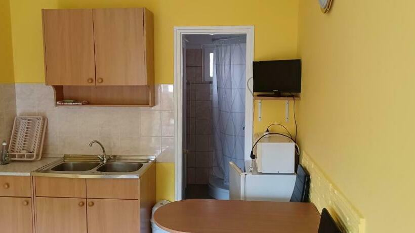 بنسيون Tarr Tímea Apartmanok