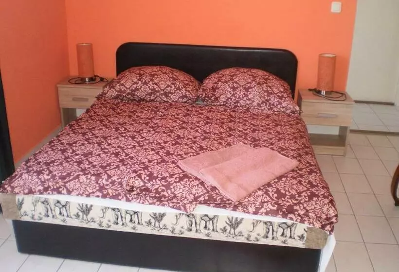 پانسیون Tarr Tímea Apartmanok