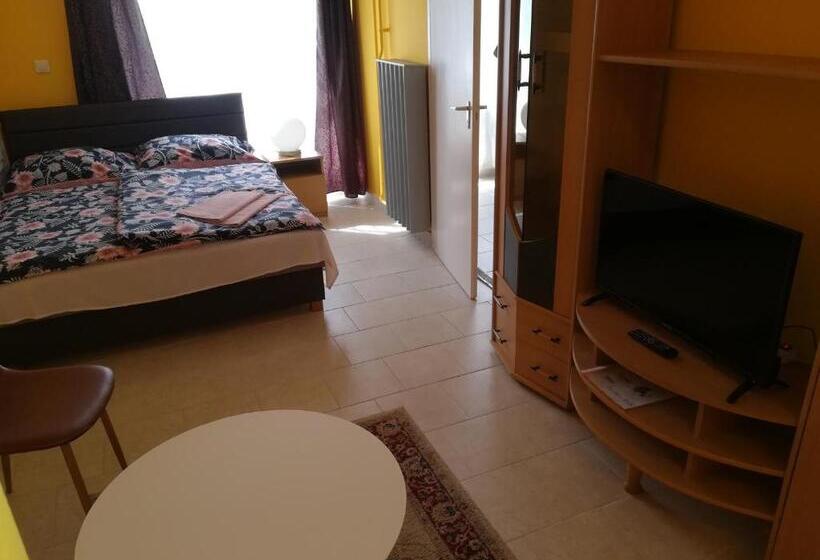 بنسيون Tarr Tímea Apartmanok
