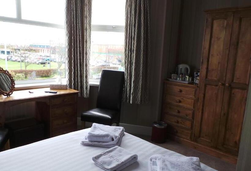 ペンション The Quorn