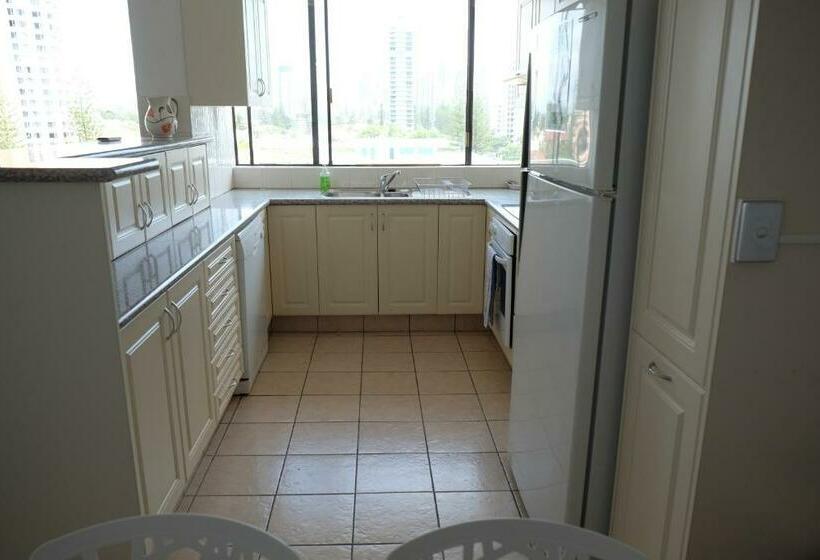 Queensleigh Holiday Apartments