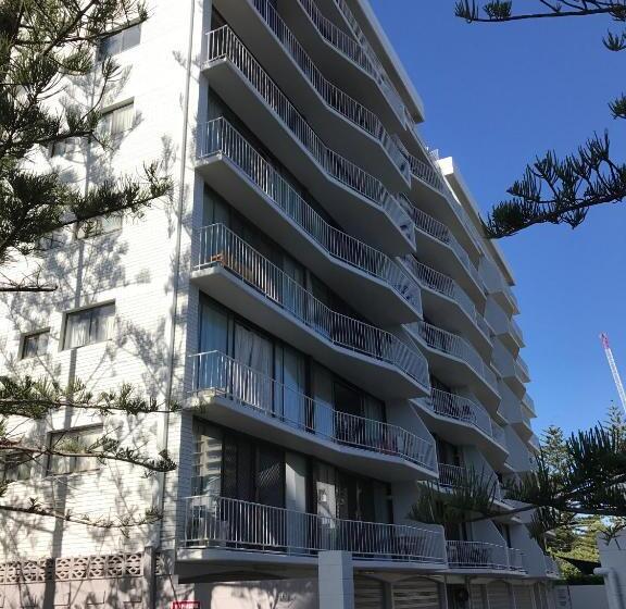 Queensleigh Holiday Apartments