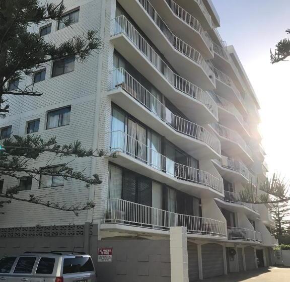 Queensleigh Holiday Apartments