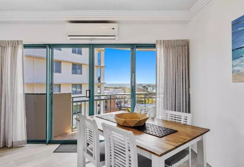 Sunshine Towers Boutique Apartments