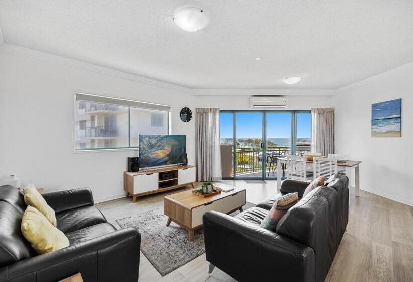 Sunshine Towers Boutique Apartments