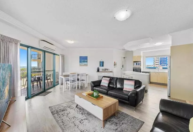 Sunshine Towers Boutique Apartments