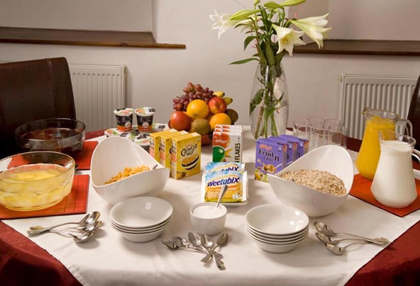 ユースホステル The Kings Arms Temple Sowerby